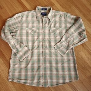Pendleton snap front rancher shirt size large